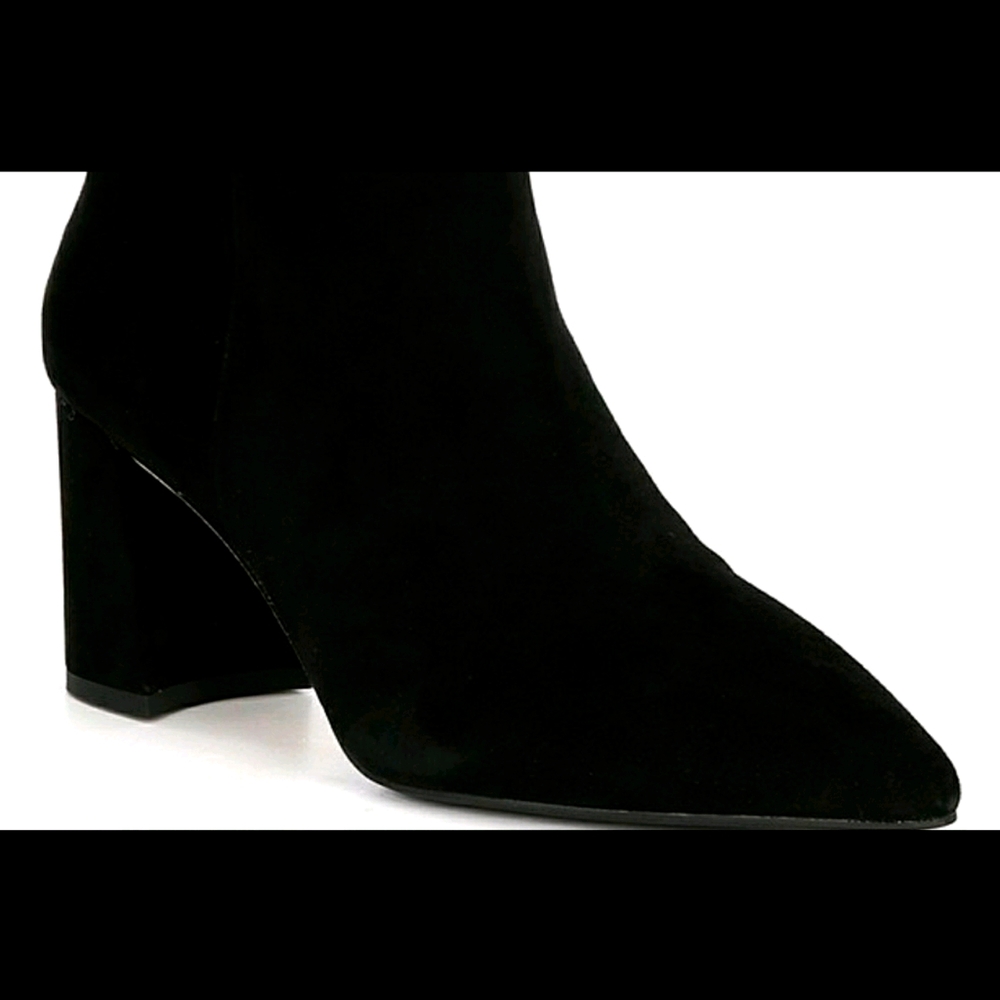 New Antonio Melani Black Suede boots